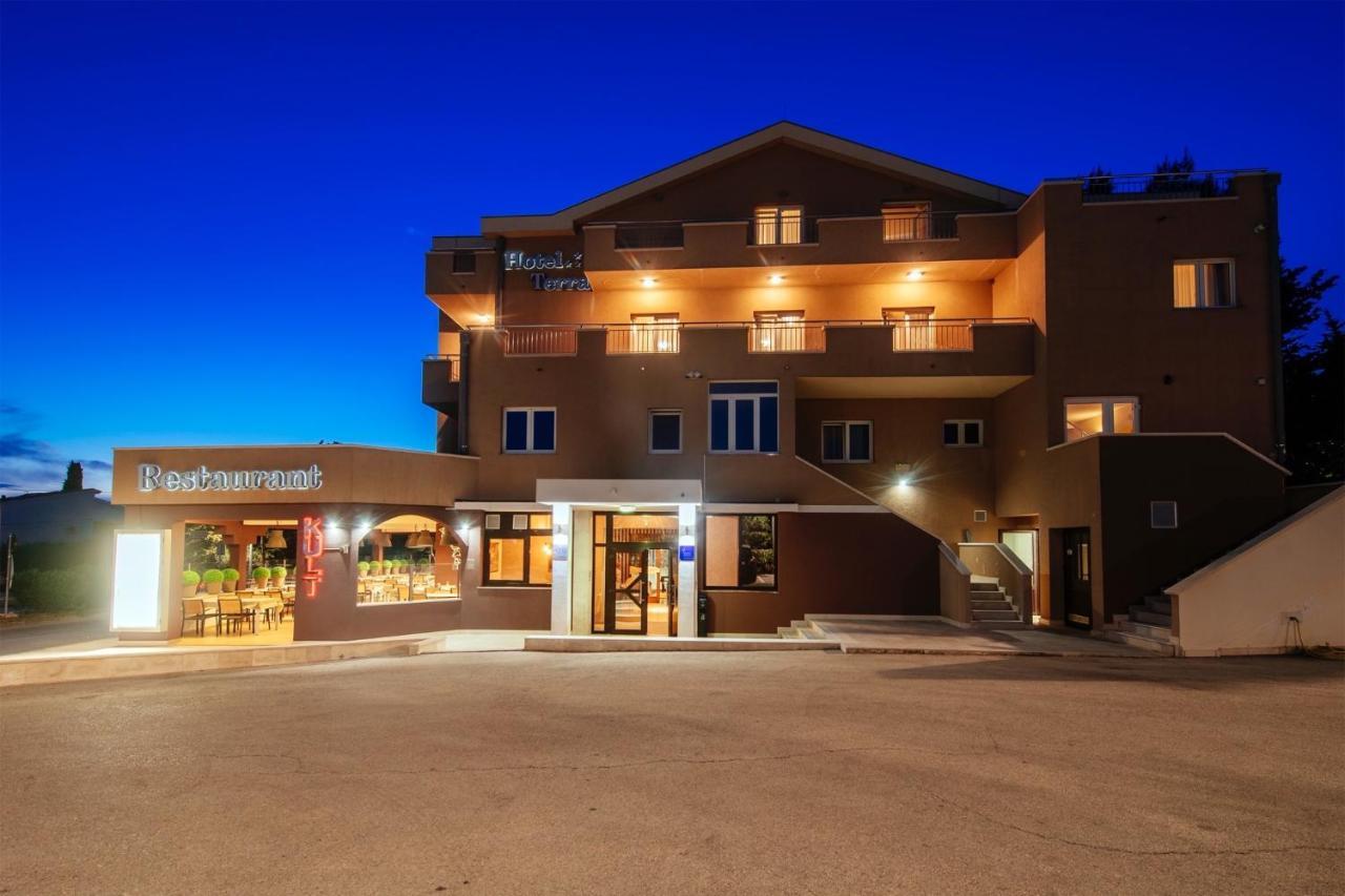Hotel Terra Novalja Eksteriør bilde